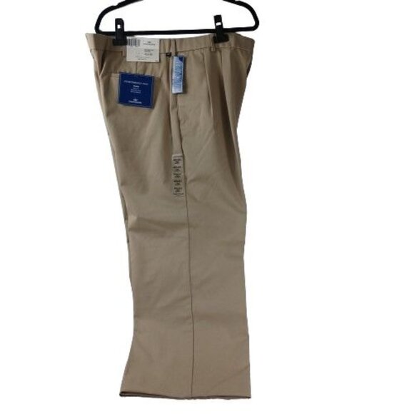 Dockers Casual Relaxed Fit Pleated Preppy Office Pants Men 40x30 Khaki Slacks - Picture 1 of 6